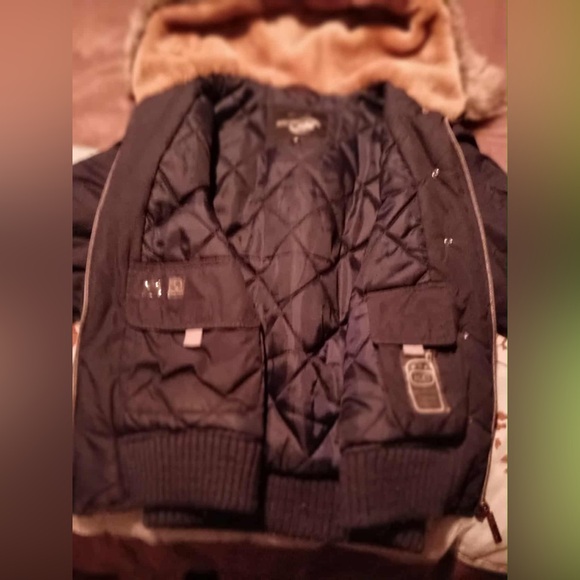 Cute snow jacket - Picture 4 of 5